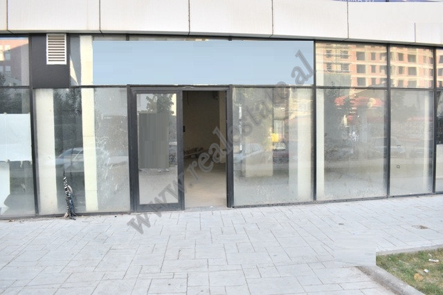 Commercial space for rent in Ndre Mjeda street near Report TV in Tirana.
Located on the ground floo